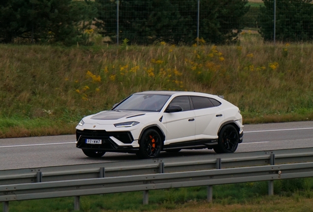 Lamborghini Urus Performante