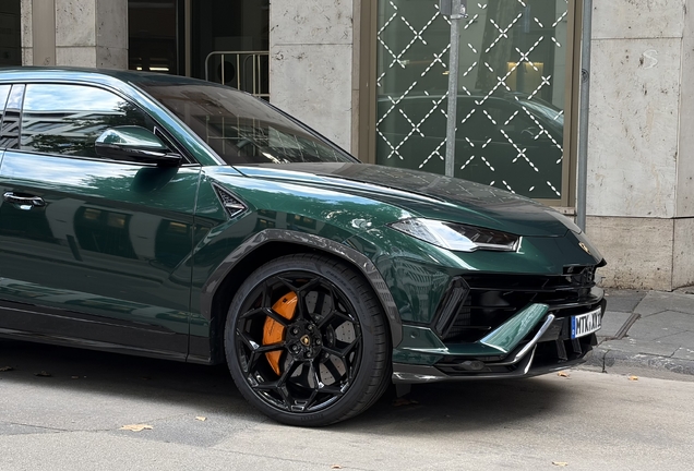 Lamborghini Urus Performante