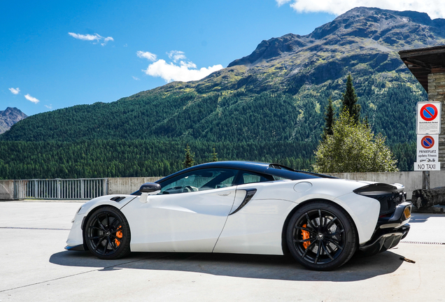 McLaren Artura