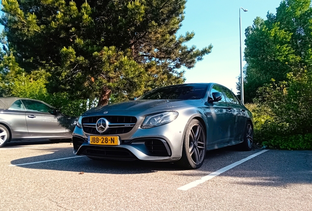 Mercedes-AMG E 63 S W213