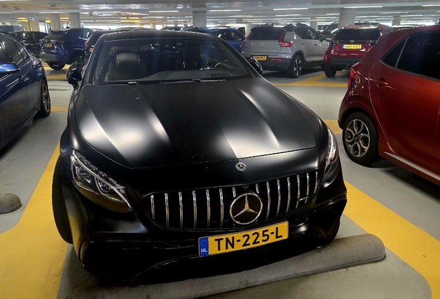 Mercedes-AMG S 63 Coupé C217 2018 Yellow Night Edition