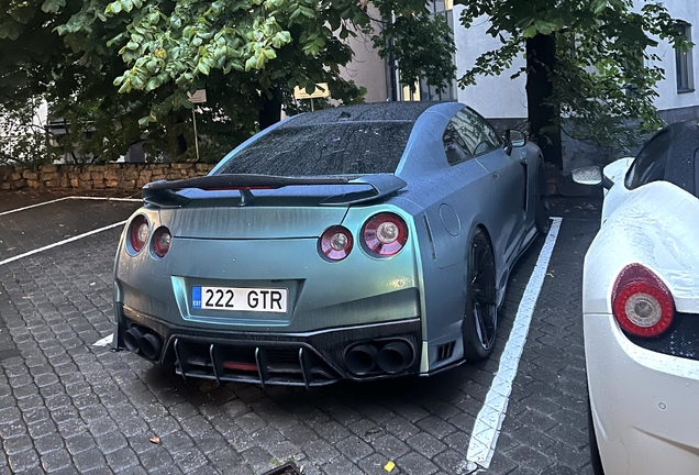 Nissan GT-R 2017