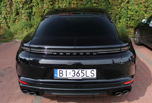 Porsche 972 Panamera Turbo S E-Hybrid