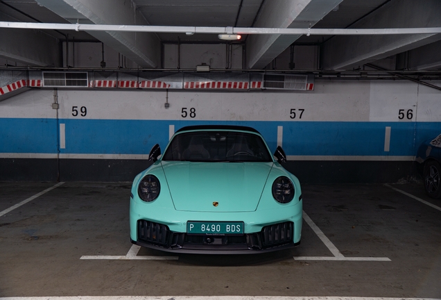 Porsche 992 Carrera 4 GTS Cabriolet MkII