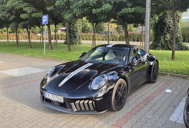 Porsche 992 Carrera 4 GTS MkII