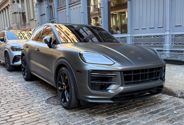 Porsche Cayenne Coupé Turbo E-Hybrid