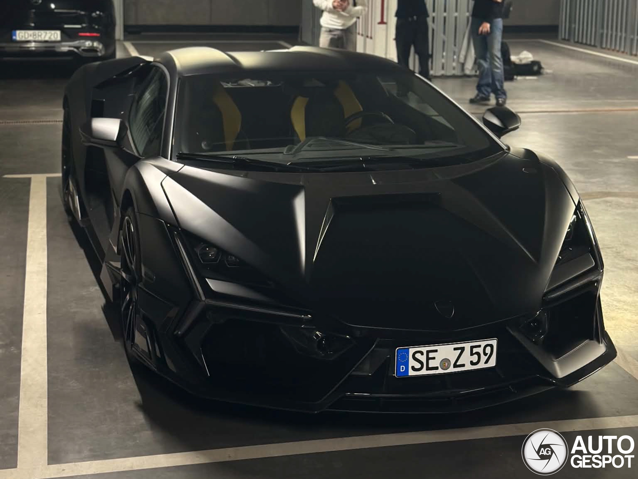 Lamborghini Revuelto Mansory Initiate