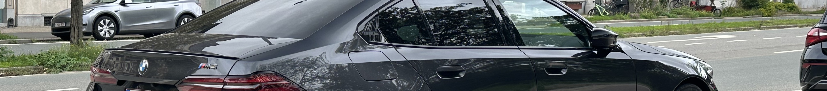 BMW M5 G90