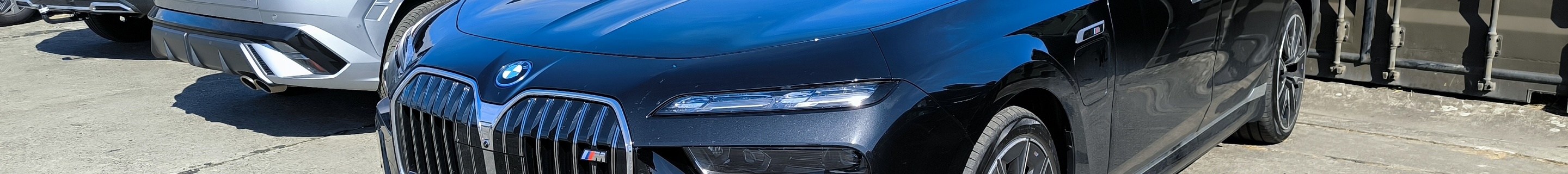 BMW M760e xDrive