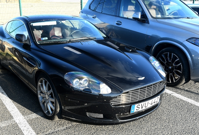 Aston Martin DB9