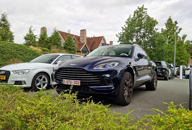 Aston Martin DBX 1913 Edition