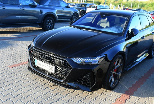 Audi RS6 Avant C8