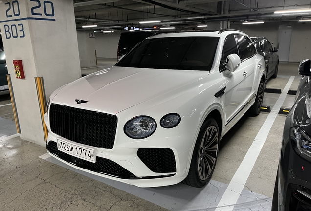 Bentley Bentayga Azure 2024