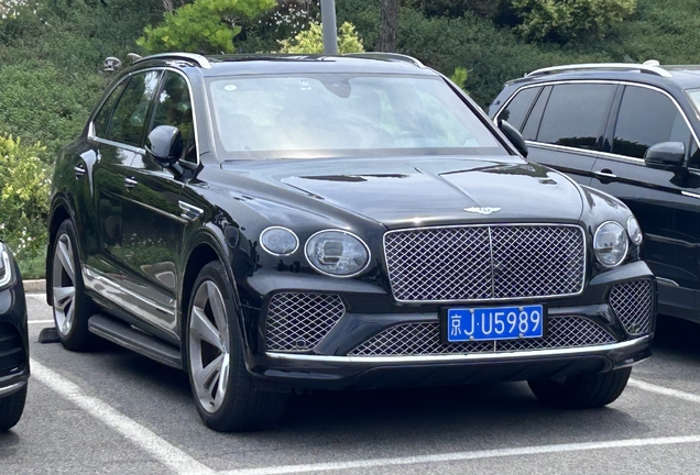 Bentley Bentayga V8 2021