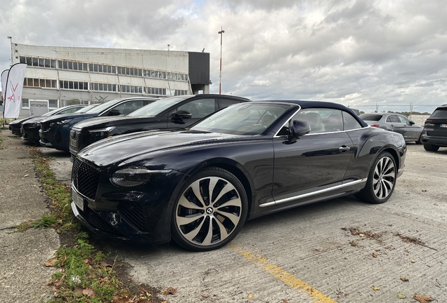 Bentley Continental GTC 2025
