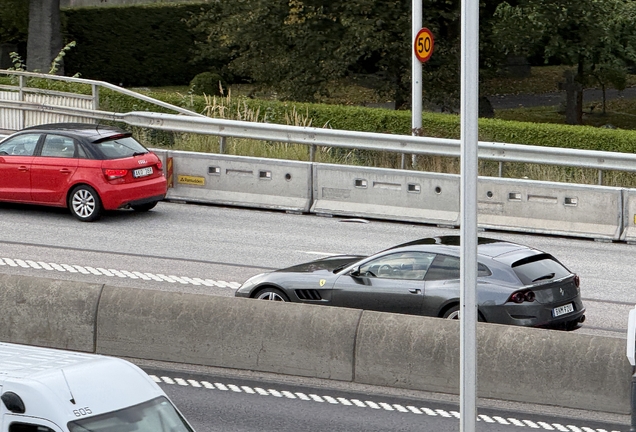 Ferrari GTC4Lusso