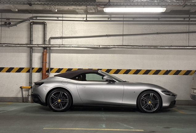 Ferrari Roma Spider