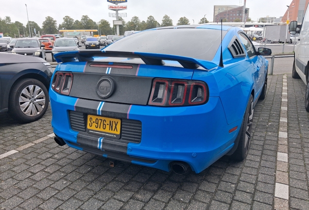 Ford Mustang GT 2013