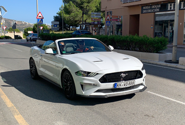 Ford Mustang GT Convertible 2015