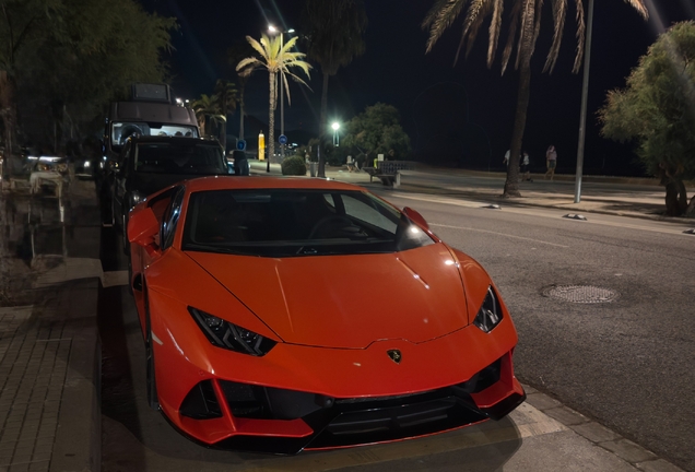 Lamborghini Huracán LP640-4 EVO
