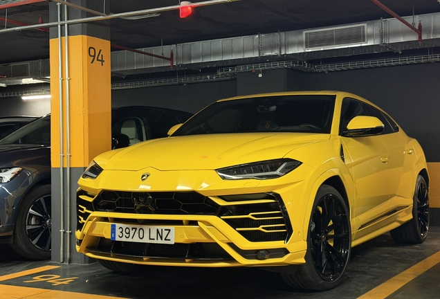 Lamborghini Urus
