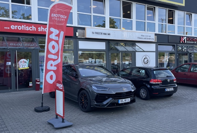 Lamborghini Urus S