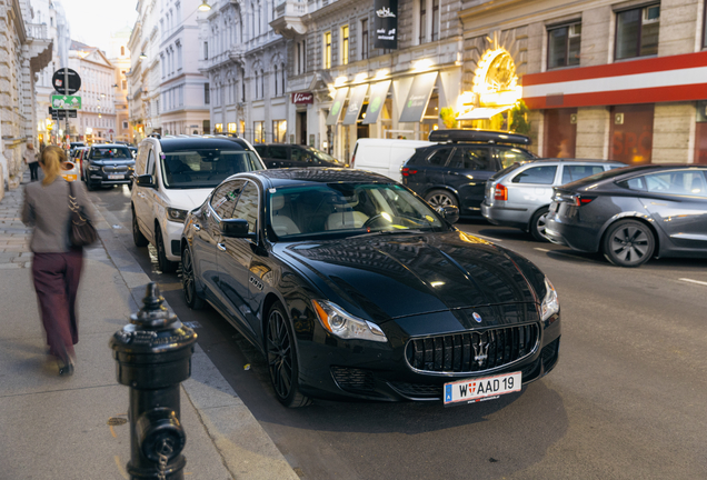 Maserati Quattroporte GTS 2013
