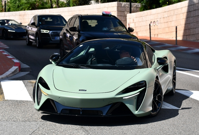 McLaren Artura