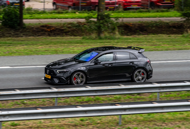 Mercedes-AMG A 45 S W177