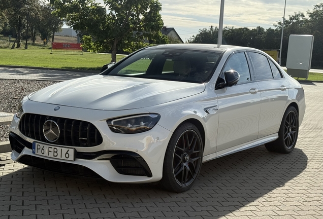 Mercedes-AMG E 63 S W213 2021