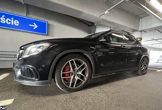 Mercedes-AMG GLA 45 X156 2017