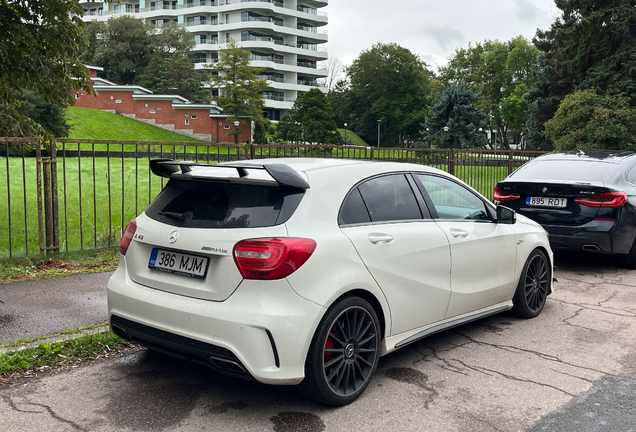 Mercedes-Benz A 45 AMG