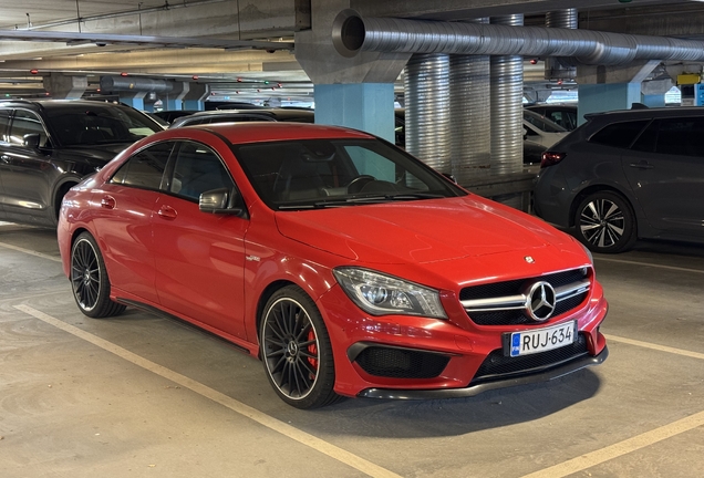 Mercedes-Benz CLA 45 AMG C117