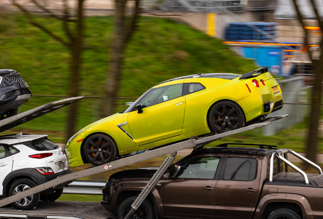 Nissan GT-R