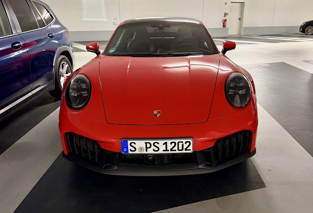 Porsche 992 Carrera 4 GTS MkII