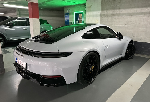 Porsche 992 Carrera 4 GTS MkII