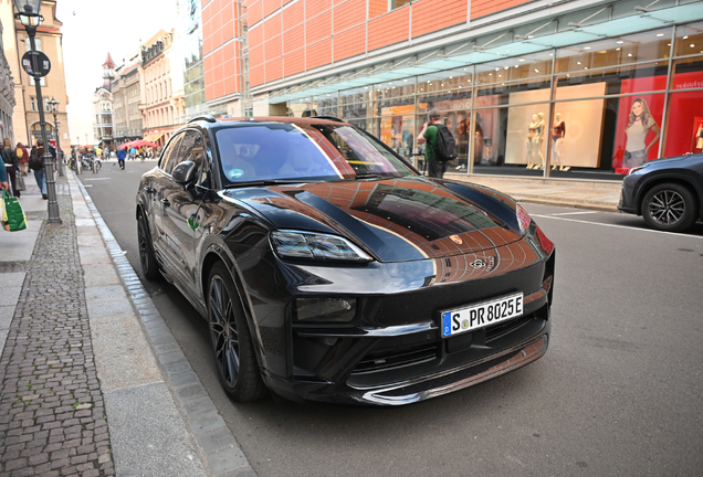 Porsche Macan EV GTS