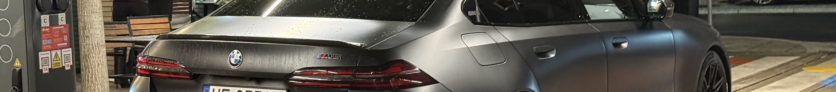 BMW M5 G90