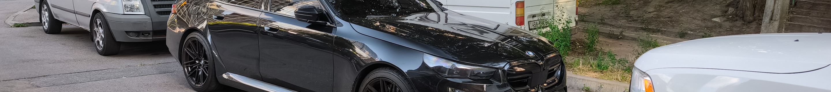 BMW M5 G90