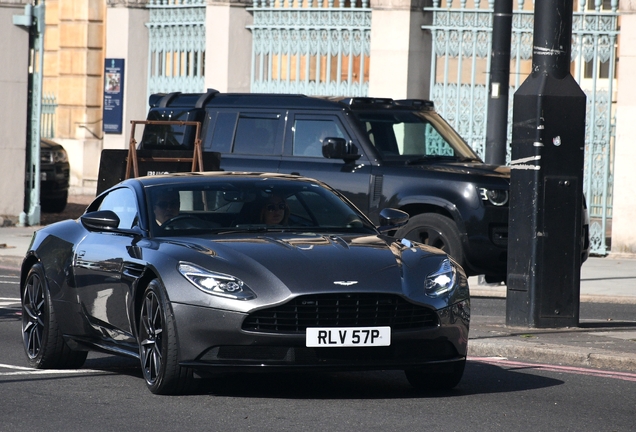 Aston Martin DB11