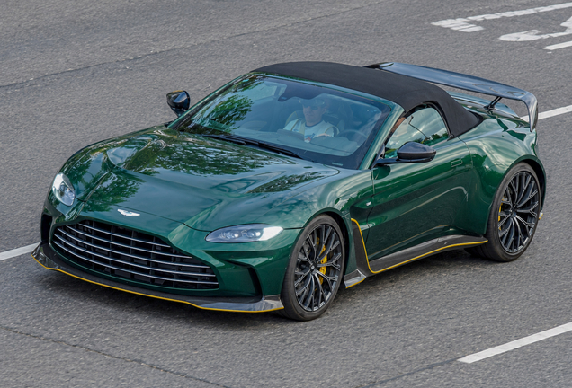 Aston Martin V12 Vantage Roadster 2023