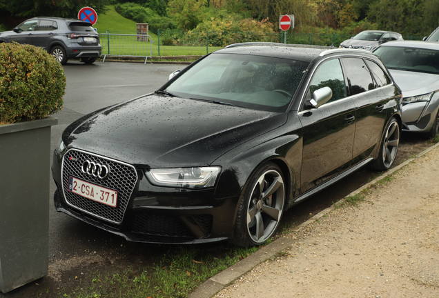 Audi RS4 Avant B8