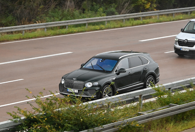 Bentley Bentayga Azure 2024