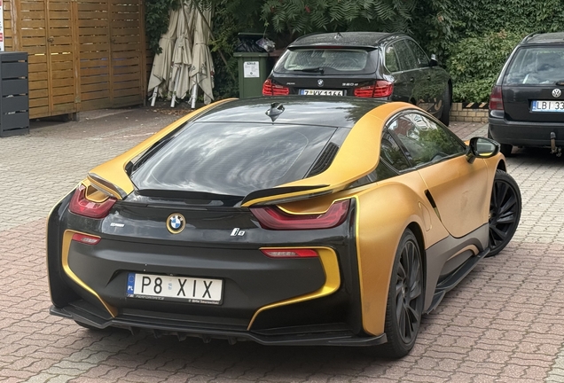 BMW i8