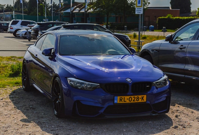 BMW M4 F82 CS