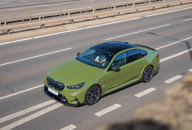 BMW M5 G90