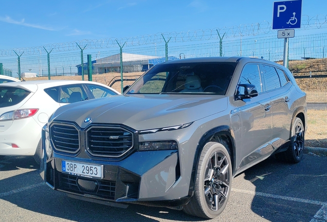BMW XM G09