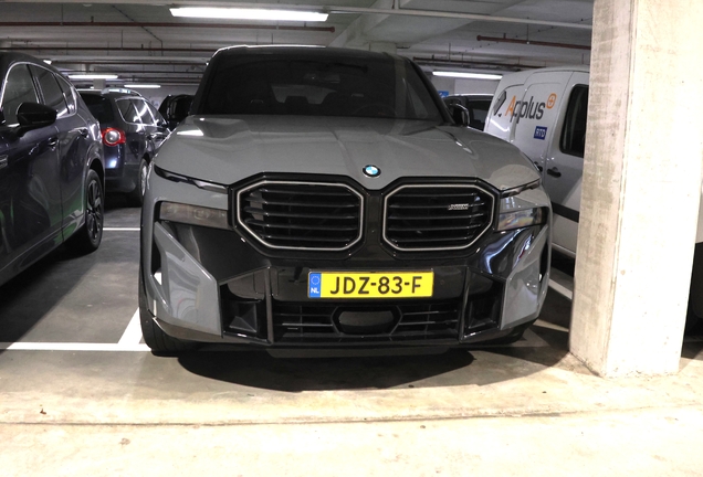BMW XM G09