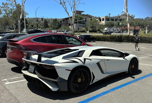 Lamborghini Aventador LP750-4 SuperVeloce