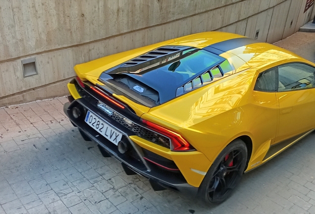 Lamborghini Huracán LP640-4 EVO